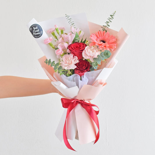 Helena| Fresh Flower Bouquet Gift Delivery| Same Day Delivery