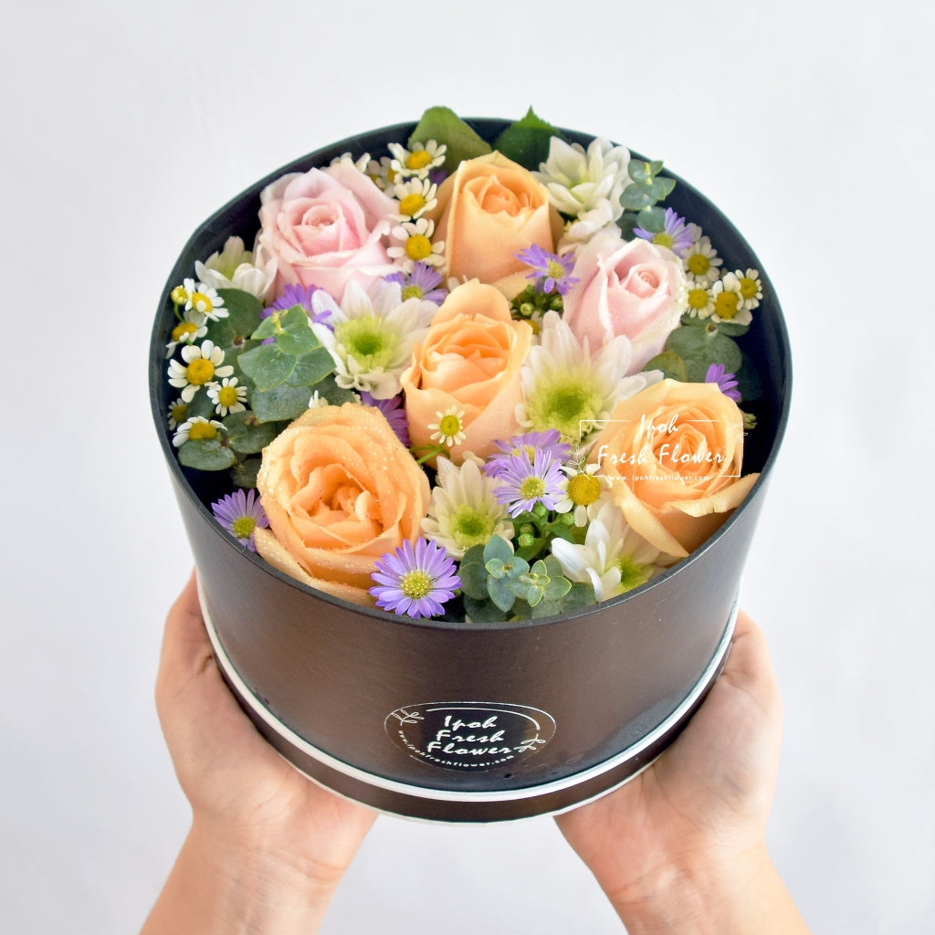 Osaka Flower Box| Fresh Flower Gift Box| Same Day Free Delivery