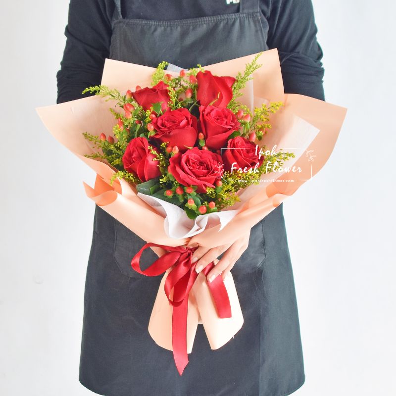 Roman| Red Roses Fresh Flower Bouquet| Same Day Delivery