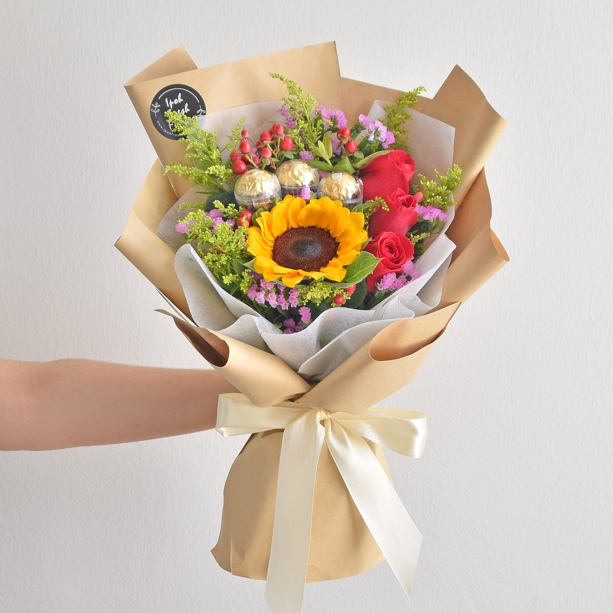 Summer Glow| Sunflowers & Rose bouqet – Ipoh Fresh Flower